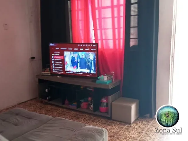 Casa com 4225m² 3 quartos e 2 banheiros, à venda, no bairro Vila Dominguinho em Votorantim