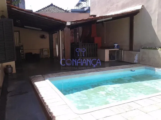 Casa com 467m² 6 quartos e 1 banheiro, à venda, no bairro Campo Grande em Rio de Janeiro