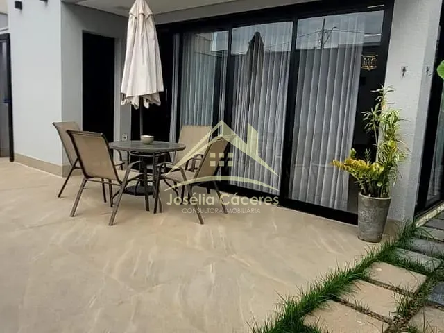 Casa com 250m² 3 quartos e 5 banheiros, à venda, no bairro IMPERIAL em Cuiabá