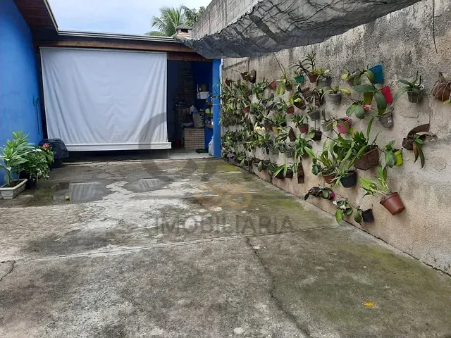Casa com 353m² 3 quartos e 2 banheiros, à venda, no bairro Centro em Holambra