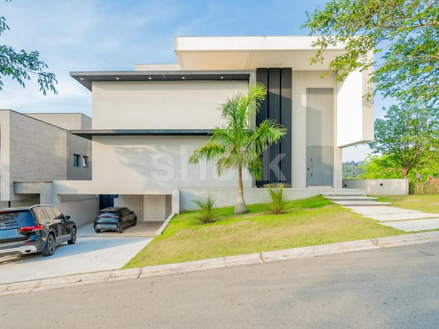 Casa com 583m² 4 quartos e 7 banheiros, à venda ou para alugar, no bairro Alphaville em Santana de Parnaíba