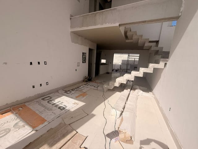 Casa com 155m² 3 quartos e 2 banheiros, à venda, no bairro Lagoa em Macaé