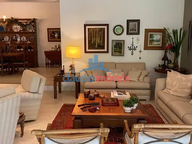 Casa 4 quartos e 3 banheiros, à venda, no bairro Laranjal em Volta Redonda