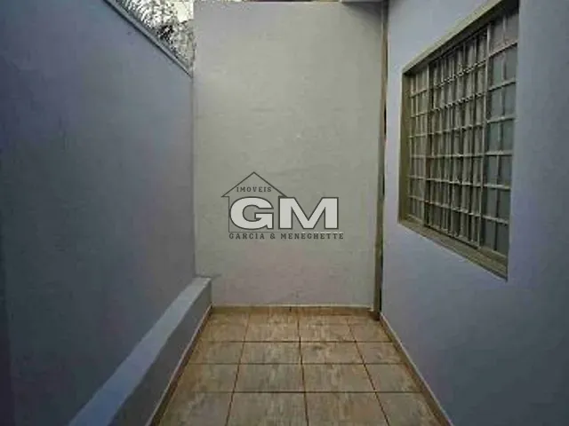Casa com 200m² 3 quartos e 1 banheiro, à venda, no bairro Vila Amélia em Ribeirão Preto