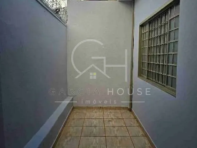 Casa com 200m² 3 quartos e 1 banheiro, à venda, no bairro Vila Amélia em Ribeirão Preto
