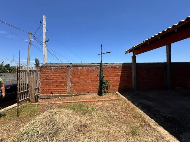 Casa 3 quartos e 1 banheiro, à venda, no bairro Núcleo Santa Izabel em Campinas