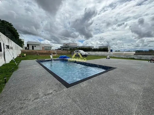 Casa 4 quartos e 3 banheiros, à venda, no bairro Terras de Mont Serrat em Salto