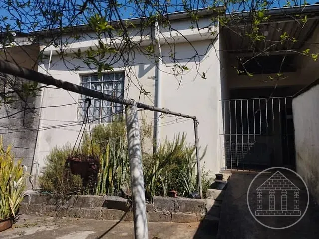 Casa com 250m² 3 quartos e 1 banheiro, à venda, no bairro Jardim Iporanga em São Paulo