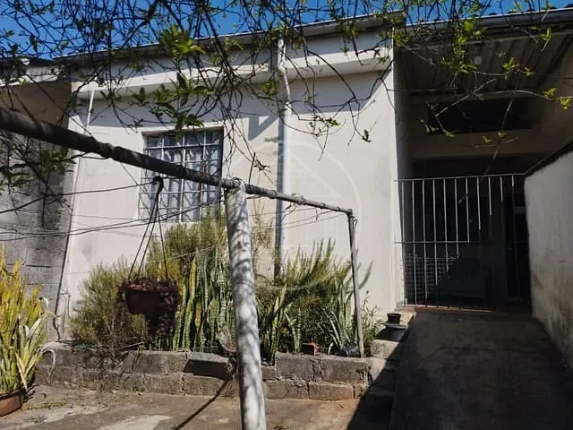 Casa com 250m² 3 quartos e 1 banheiro, à venda, no bairro Jardim Iporanga em São Paulo