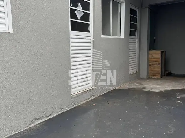 Casa com 230m² 4 quartos e 2 banheiros, à venda ou para alugar, no bairro Núcleo Habitacional Vereador Edson Francisco da Silva em Bauru