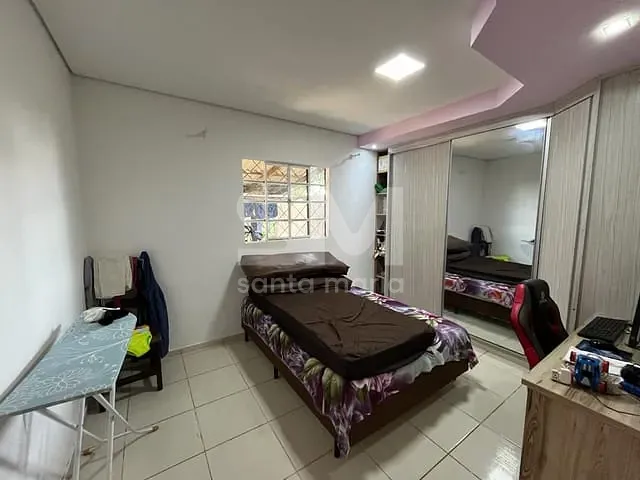 Casa com 360m² 4 quartos e 2 banheiros, à venda, no bairro Seminário em Chapecó