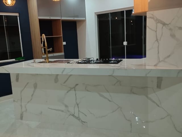 Casa com 209m² 3 quartos e 5 banheiros, à venda, no bairro POR DO SOL em Itapeva