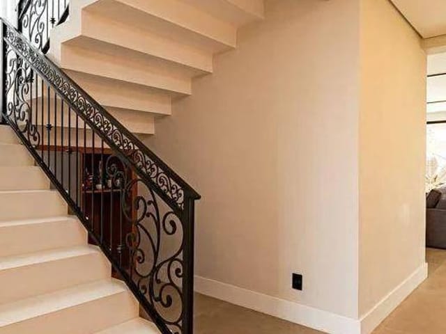 Casa com 364m² 3 quartos e 5 banheiros, à venda, no bairro Alphaville em Santana de Parnaíba