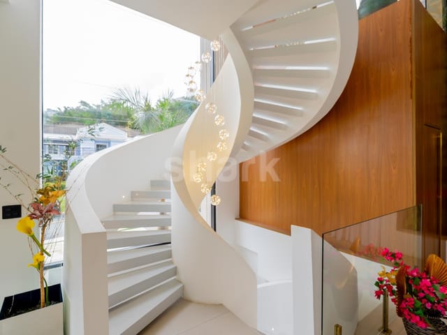 Casa com 670m² 5 quartos e 6 banheiros, à venda, no bairro Alphaville Dois em Barueri