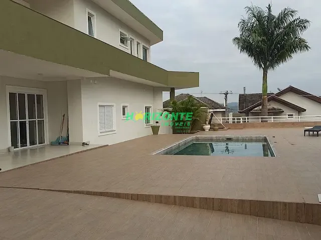 Casa com 750m², à venda, no bairro Condomínio Residencial Jaguary em São José dos Campos