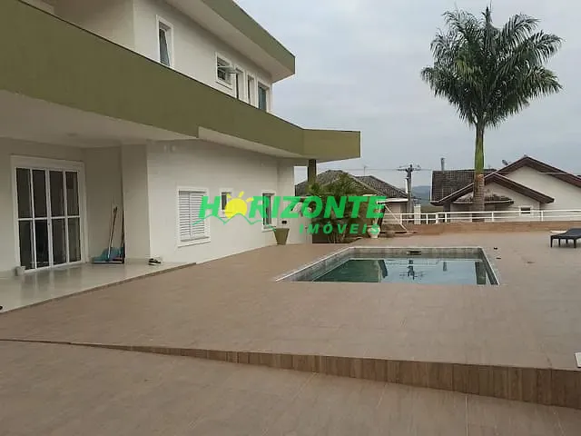 Casa com 750m² 4 quartos e 6 banheiros, à venda ou para alugar, no bairro urbanova em São José dos Campos
