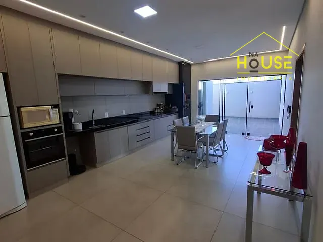 Casa com 216m² 3 quartos e 2 banheiros, à venda, no bairro Dharma Ville em Votuporanga