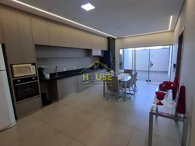 Casa com 216m² 3 quartos e 2 banheiros, à venda, no bairro Dharma Ville em Votuporanga