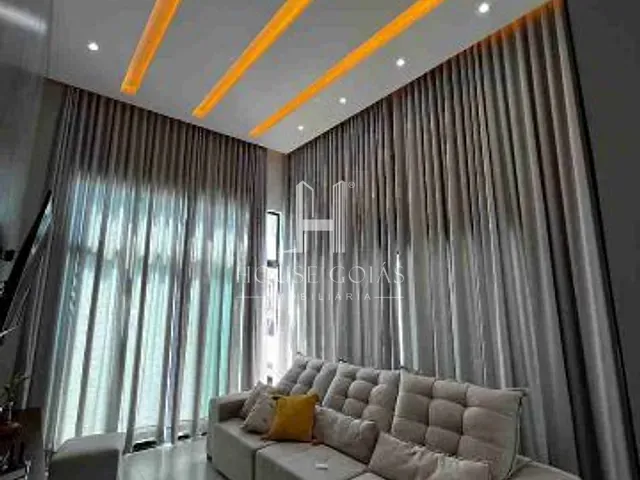Casa com 205m² 2 quartos e 2 banheiros, à venda, no bairro Jardim Buriti Sereno em Aparecida de Goiânia