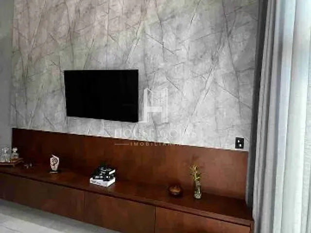 Casa com 205m² 2 quartos e 2 banheiros, à venda, no bairro Jardim Buriti Sereno em Aparecida de Goiânia