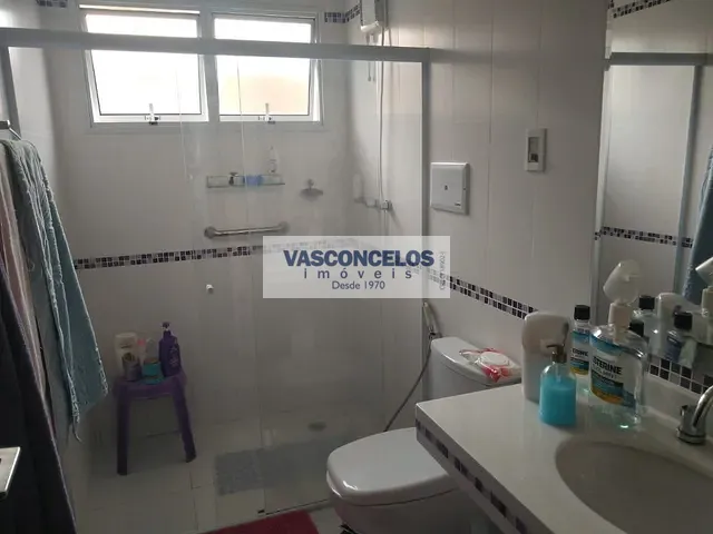 Casa com 250m² 5 quartos e 2 banheiros, à venda, no bairro Vila Betânia em São José dos Campos