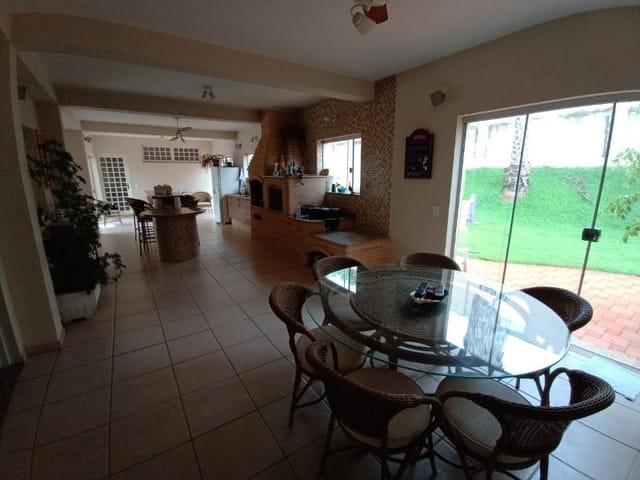 Casa com 720m² 3 quartos e 5 banheiros, à venda, no bairro Jardim Nova Sao Joao em São João da Boa Vista