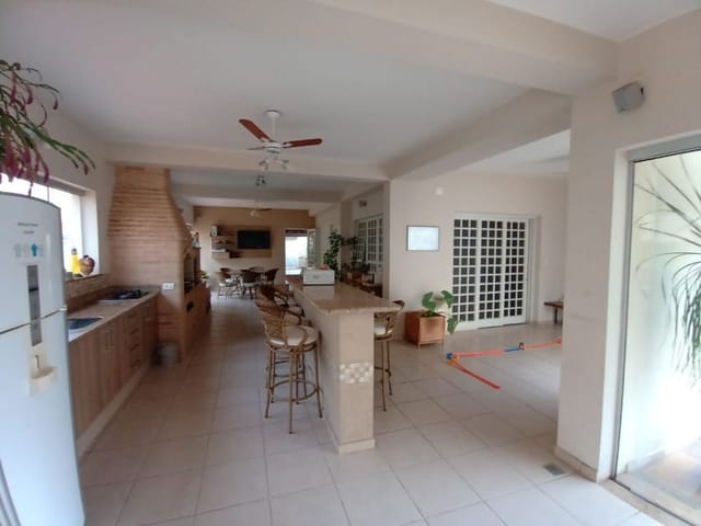 Casa com 720m² 3 quartos e 5 banheiros, à venda, no bairro Jardim Nova Sao Joao em São João da Boa Vista