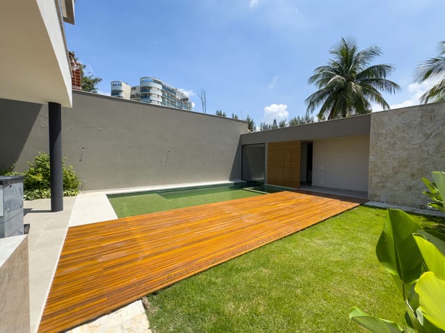 Casa com 550m² 4 quartos e 6 banheiros, à venda, no bairro Barra da Tijuca em Rio de Janeiro