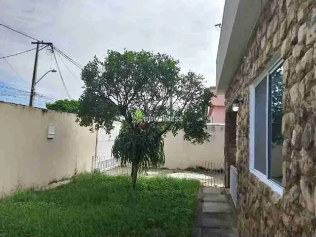 Casa 2 quartos e 1 banheiro, à venda, no bairro Parque Aurora em Campos dos Goytacazes