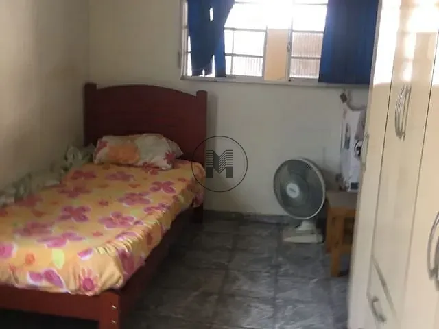 Casa com 250m² 3 quartos e 2 banheiros, à venda, no bairro Parque Sao Francisco em Guaratinguetá