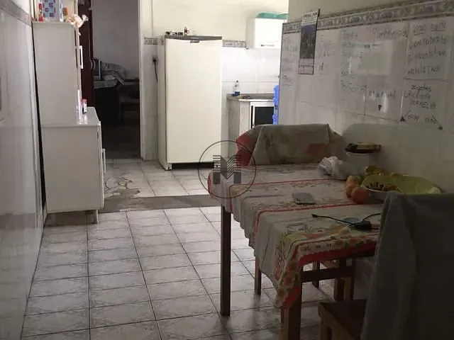 Casa com 250m² 3 quartos e 2 banheiros, à venda, no bairro Parque Sao Francisco em Guaratinguetá