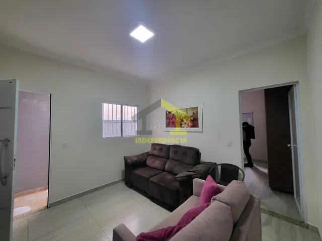 Casa com 125m² 2 quartos e 1 banheiro, à venda, no bairro Vila Santa Cruz em Itatiba