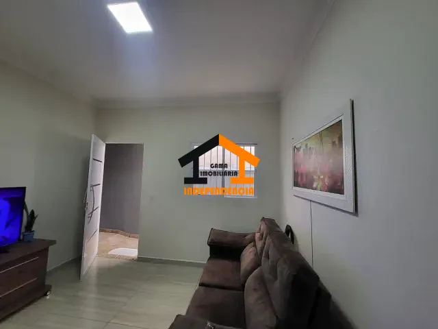 Casa com 125m² 2 quartos e 1 banheiro, à venda, no bairro Vila Santa Cruz em Itatiba