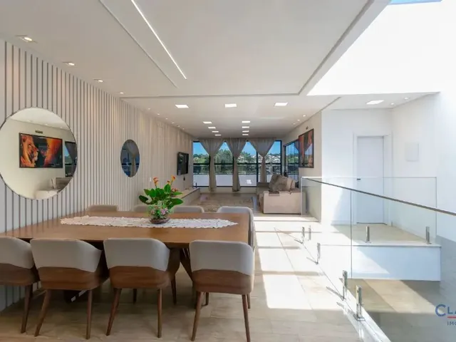 Casa 4 quartos e 8 banheiros, à venda, no bairro APARECIDA em Campo Largo