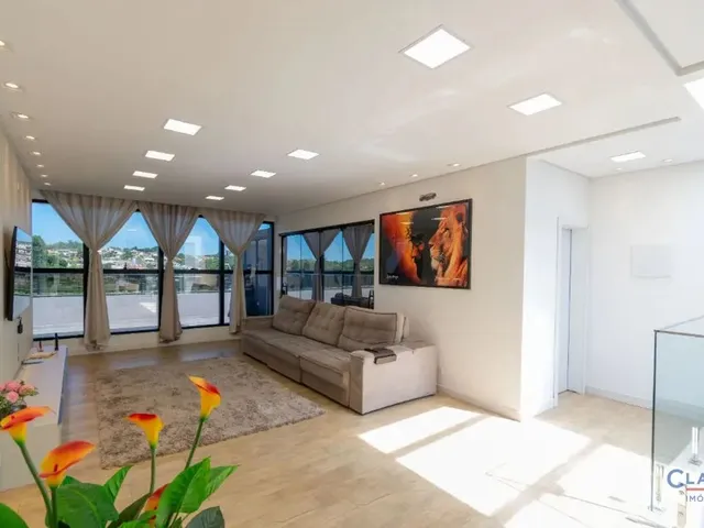 Casa 4 quartos e 8 banheiros, à venda, no bairro APARECIDA em Campo Largo