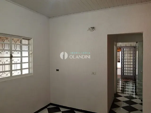 Casa com 300m² 2 quartos e 1 banheiro, para alugar, no bairro Jardim do Lago em Artur Nogueira