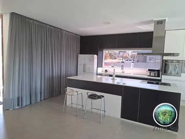 Casa 3 quartos e 5 banheiros, à venda, no bairro Araçoiba da serra em Araçoiaba da Serra