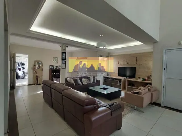 Casa com 291m² 3 quartos e 3 banheiros, à venda, no bairro Parque Ceasa em Campinas