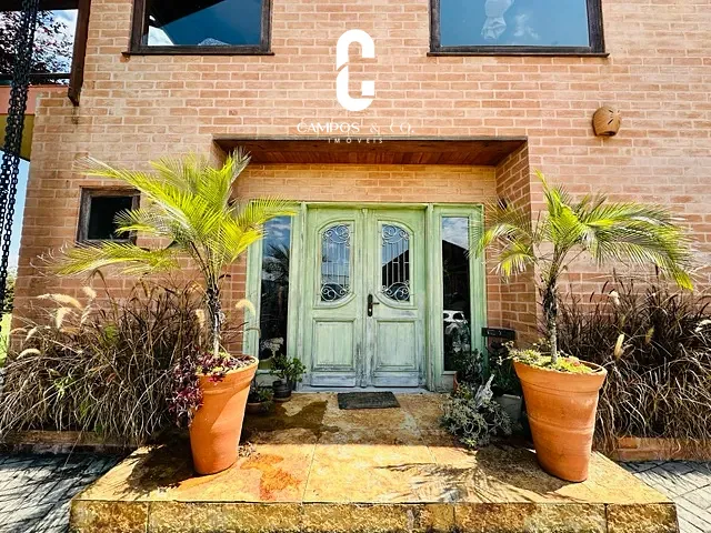 Casa com 3409m² 6 quartos e 7 banheiros, à venda, no bairro Descansopolis em Campos do Jordão