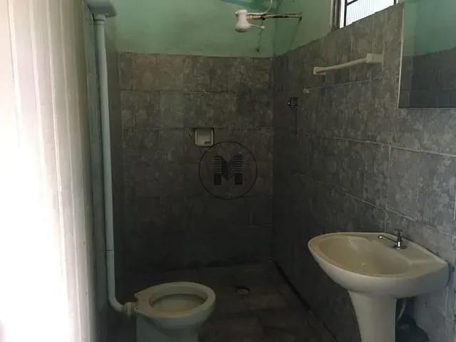 Casa com 345m² 2 quartos e 2 banheiros, à venda, no bairro Centro em Guaratinguetá