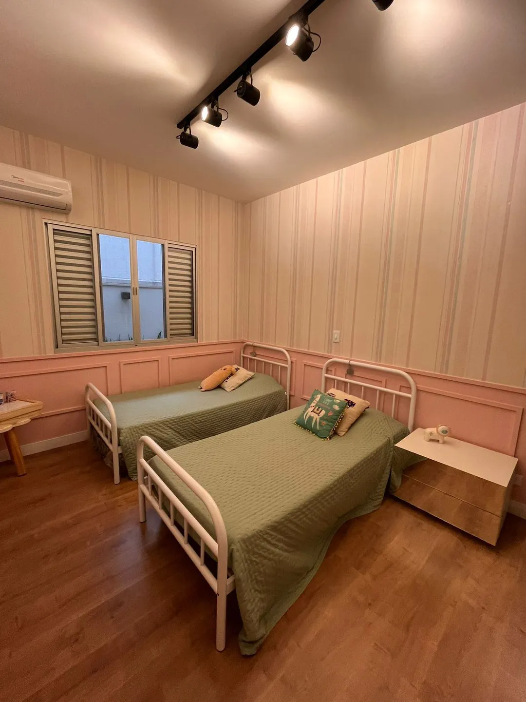Casa, 3 quartos, 215 m² - Foto 13