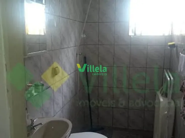 Casa à venda, no bairro Parque Residencial Scaffid II em Itaquaquecetuba