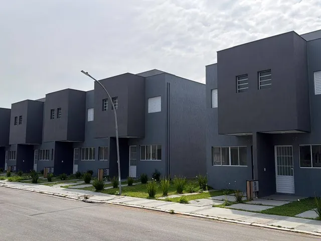 Casa 2 quartos e 3 banheiros, à venda, no bairro Chácara do Solar III em Santana de Parnaíba