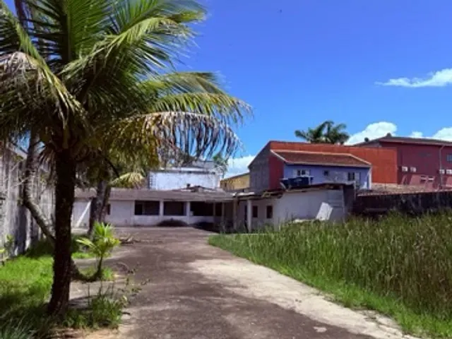 Casa com 895m² 3 quartos e 2 banheiros, à venda, no bairro Boraceia em Bertioga