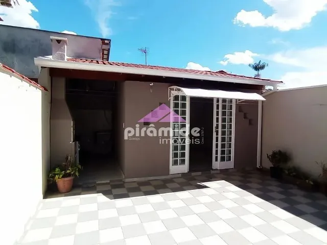 Casa com 10m² 3 quartos e 3 banheiros, à venda, no bairro Urbanova em São José Dos Campos