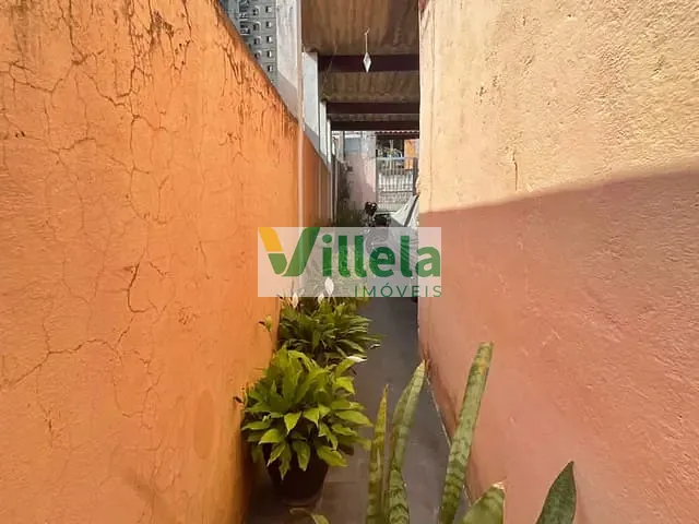 Casa com 193m² 2 quartos e 1 banheiro, à venda, no bairro Vila Santa Maria em Poá