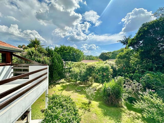 Casa com 1000m² 3 quartos e 4 banheiros, à venda, no bairro Recanto Impla em Carapicuíba
