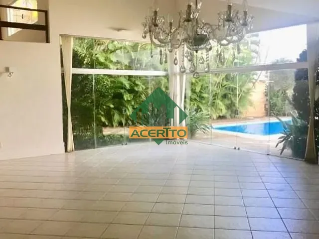 Casa com 600m² 3 quartos e 5 banheiros, para alugar, no bairro Vila Mendonça em Araçatuba