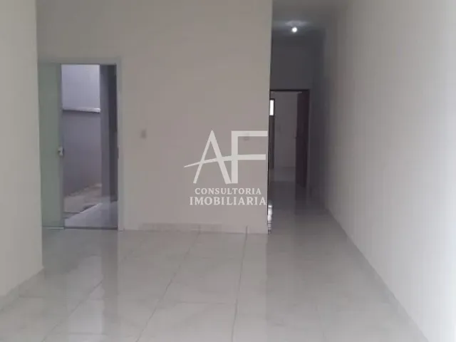 Casa com 125m² 2 quartos e 2 banheiros, à venda, no bairro Residencial Estoril em Taubaté