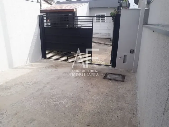 Casa com 125m² 2 quartos e 2 banheiros, à venda, no bairro Residencial Estoril em Taubaté